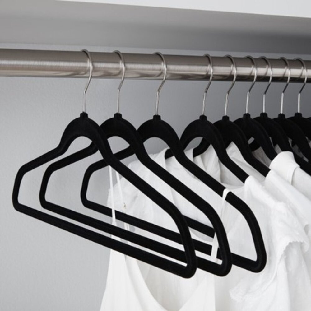 NEW Lot of 10x Velvet Clothes Hangers, Non-Slip, Swivel Hook, Multiple Colors! - Picture 4 of 10